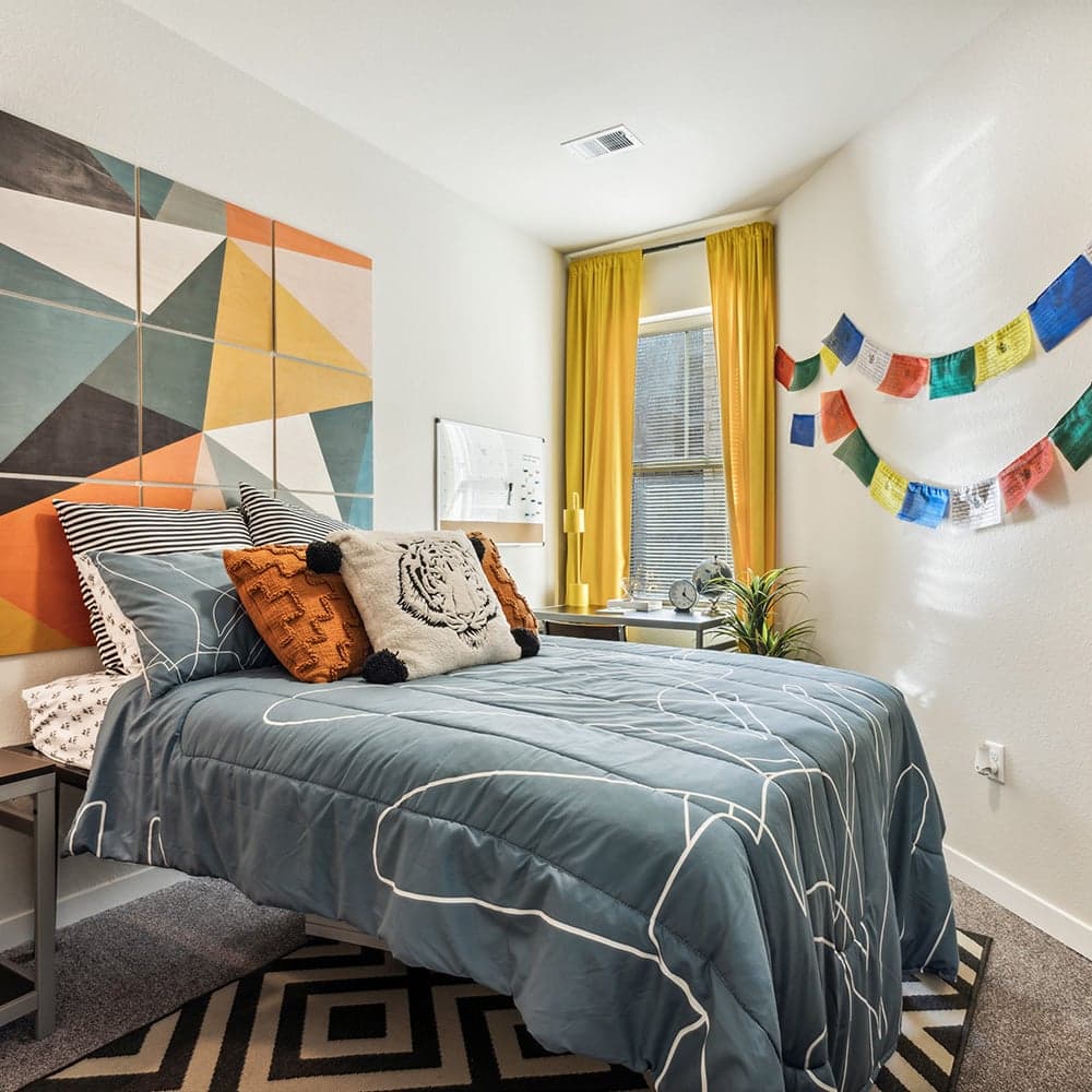 Bedroom-03-Stadium-Apartments-Fort-Collins-CO-12